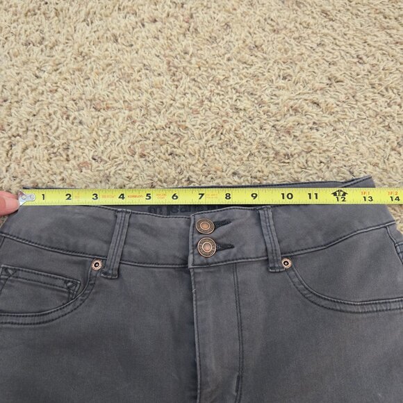 M Jeans by Maurices Women's Gray Denim Pants High-Rise XS Short - Picture 8 of 9